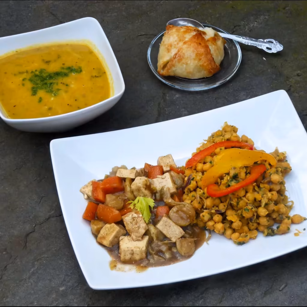 Vegetarian meal delivered daily to the cabin during a darkness retreat